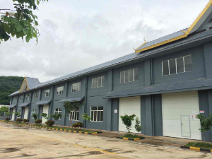 娃哈哈西双版纳有限公司垂直滑升门