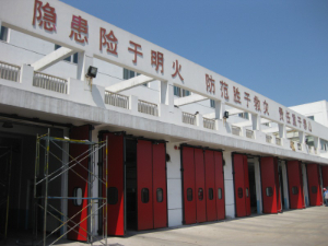 消防折叠门