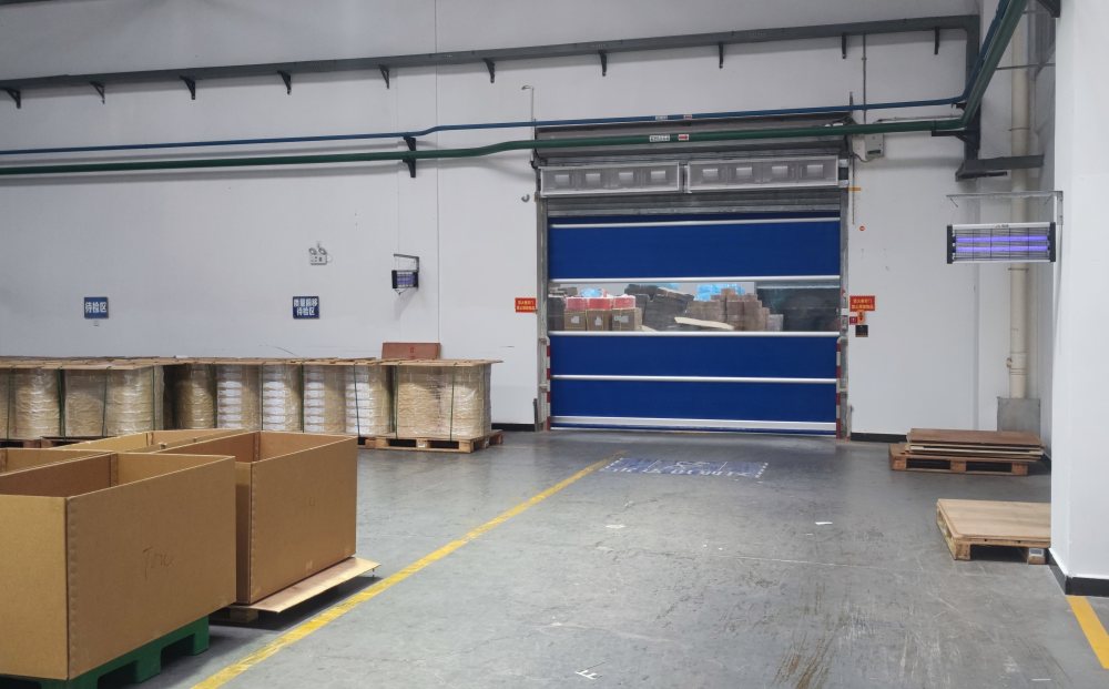 楚雄快速厂房门.jpg 楚雄快速厂房门.jpg